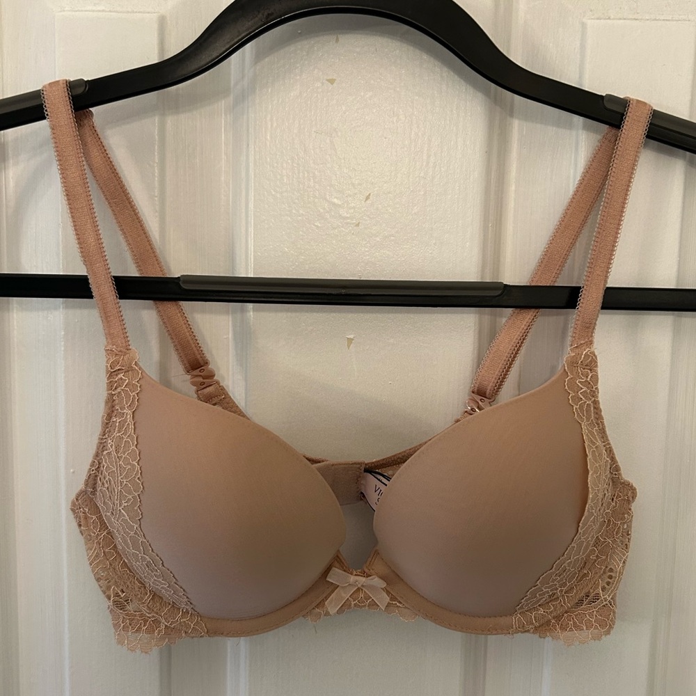 2 Victoria’s Secret Size 32A Dream Angels Push Up Bras - Picture 6 of 9